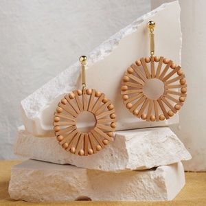 Round wooden earrings, New